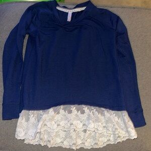 Lightweight sweater with lace trim